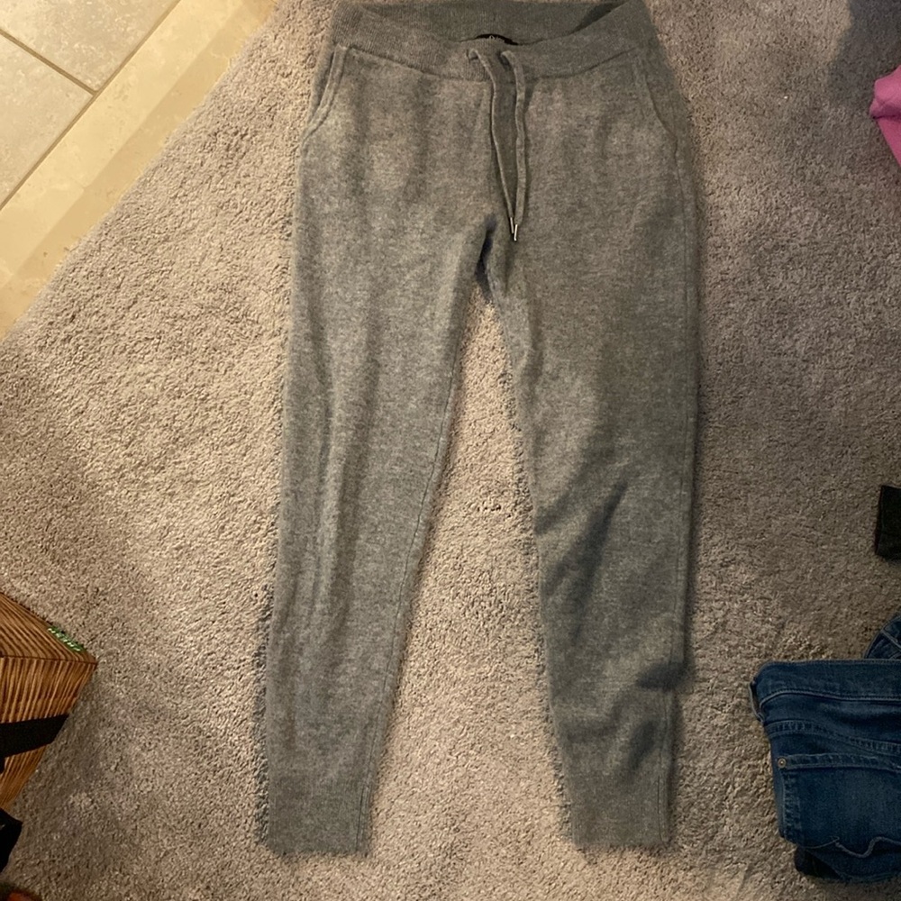 Quince Mongolian Cashmere Joggers S